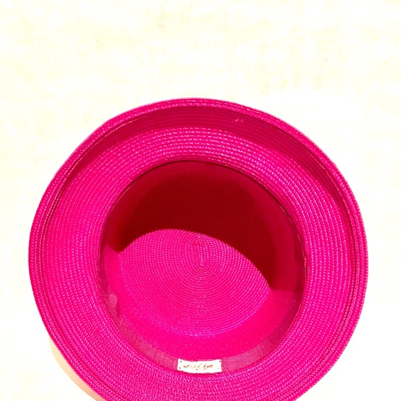 Pretty in Pink 💖 Hat scarf bundle - Picture 3 of 6